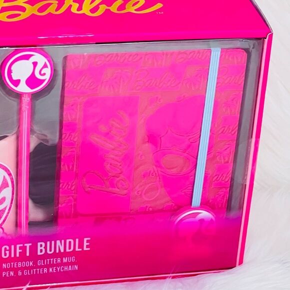 Barbie Gift Set - Picture 3 of 3